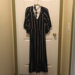 Tan and black floral American Eagle dress